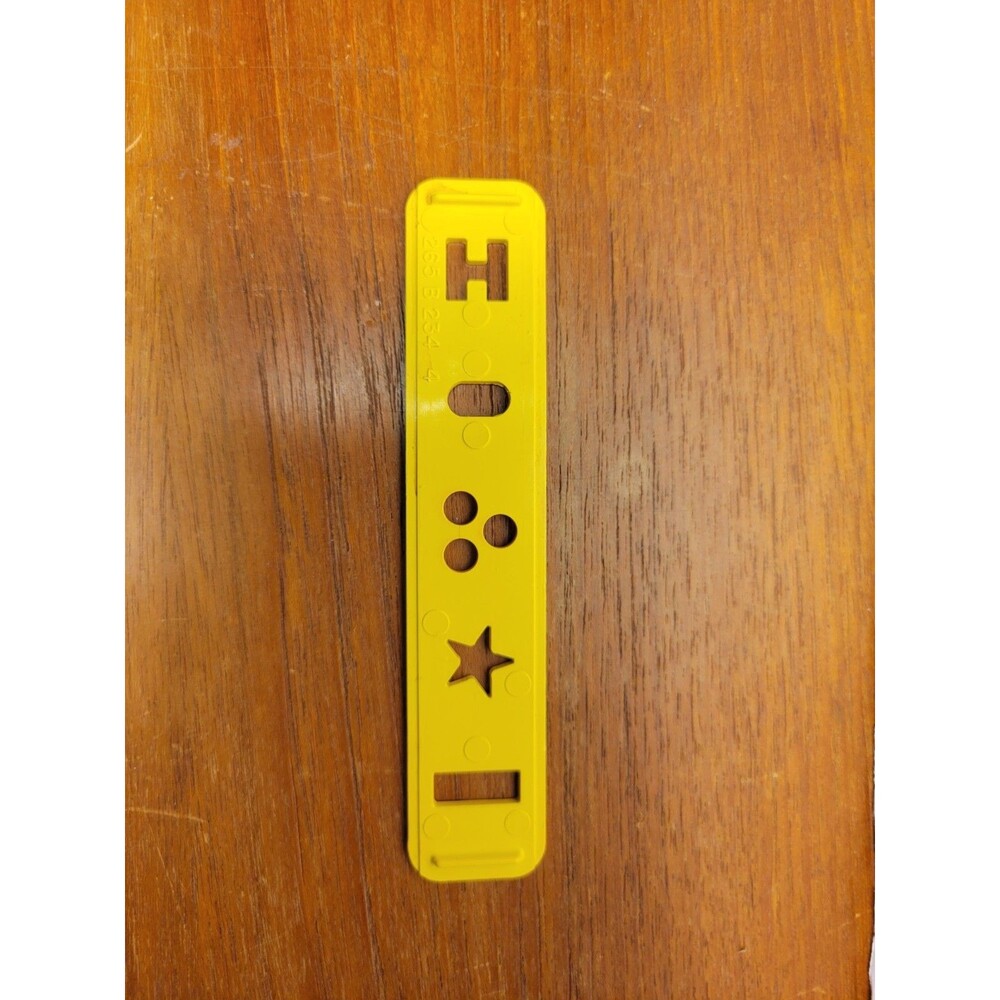1978 Play-doh Fun Factory Shape Maker Yellow Strip